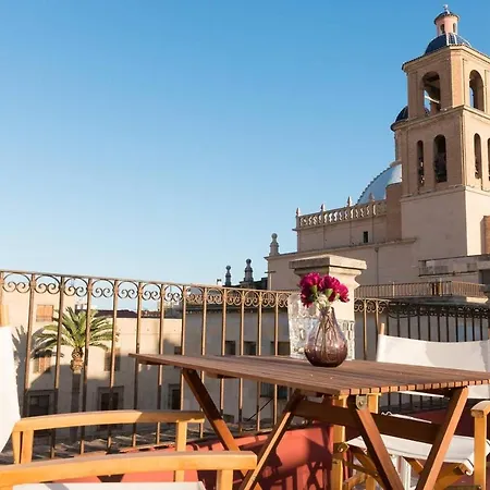 Alc - Stylish With Fantastic Terrace, Old Town Apartment Alicante
